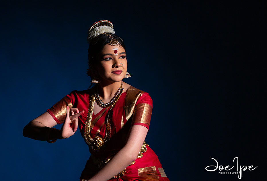 Mohiniyattam