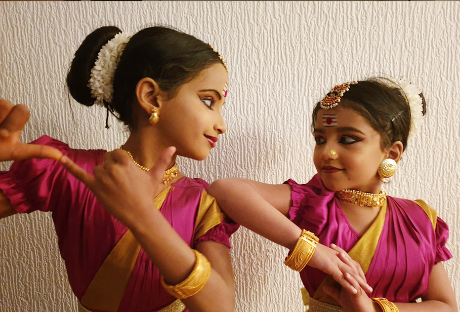 Mohiniyattam